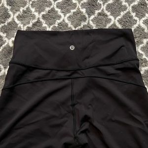 Lululemon black leggings